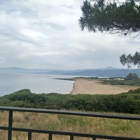 Appartement Seafront In Kartela Kyparisias