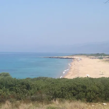 Apartamento Seafront In Kartela Kyparisias
